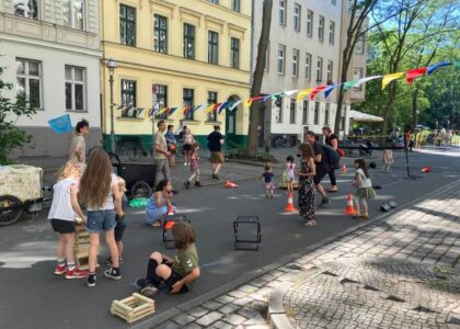 Úvod do taktického urbanismu aneb provizorní akce pro trvalé změny