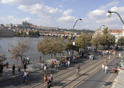 Když se zastupitelstva neshodnou, změňme Prahu sami!